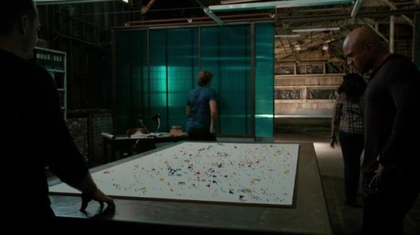 Kudos to the prop department for this awesome map !!