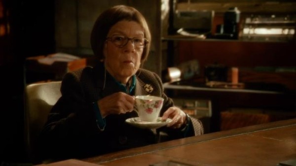 Another one of Hetty's tea cups... anyone recognize the pattern?